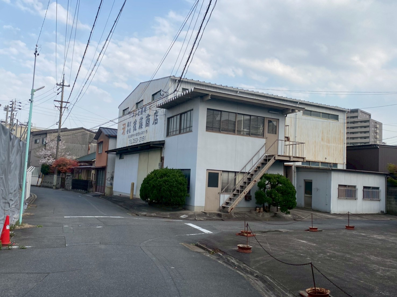 LINE_ALBUM_四女子後藤商店倉庫_250603_2