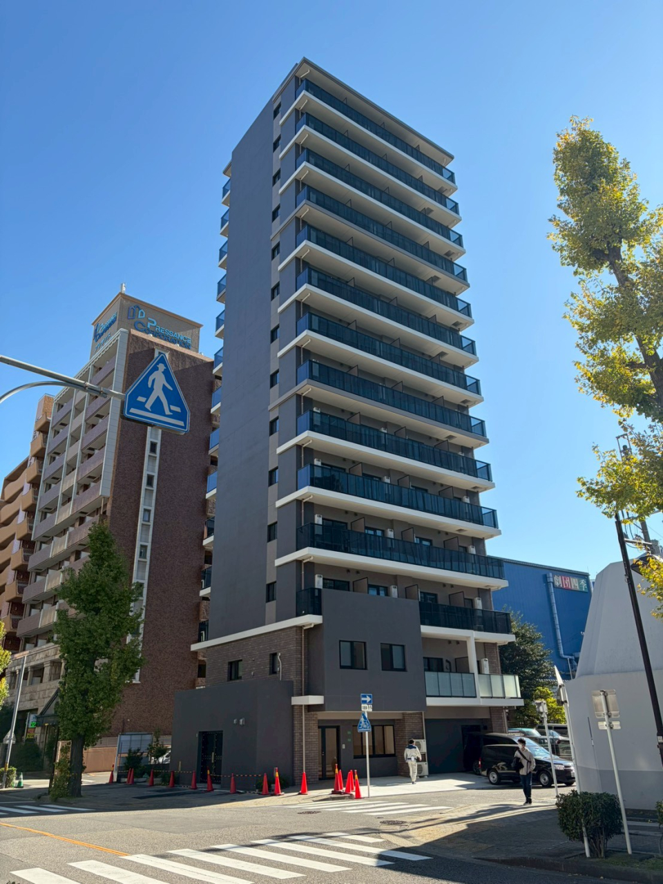 LINE_ALBUM_名駅南阿部様貸事務所_251203_23