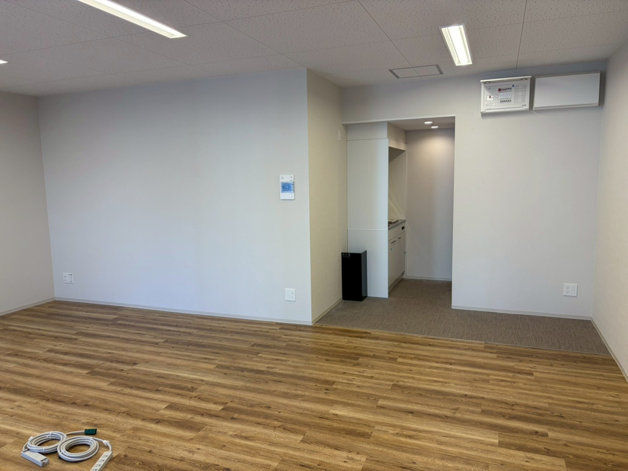 LINE_ALBUM_名駅南阿部様貸事務所_251203_2