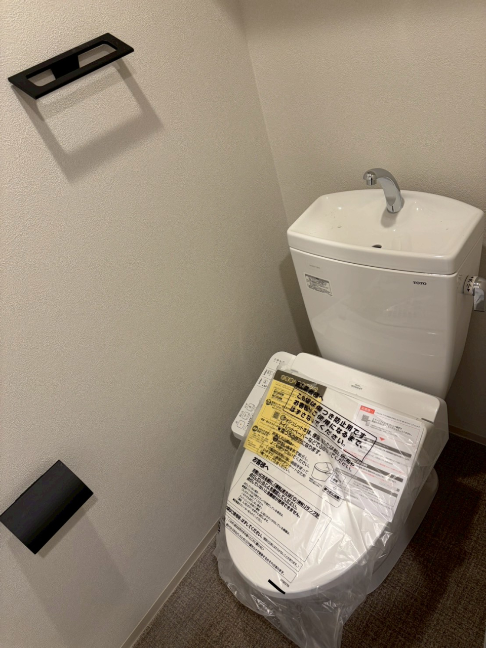 LINE_ALBUM_名駅南阿部様貸事務所_251203_4