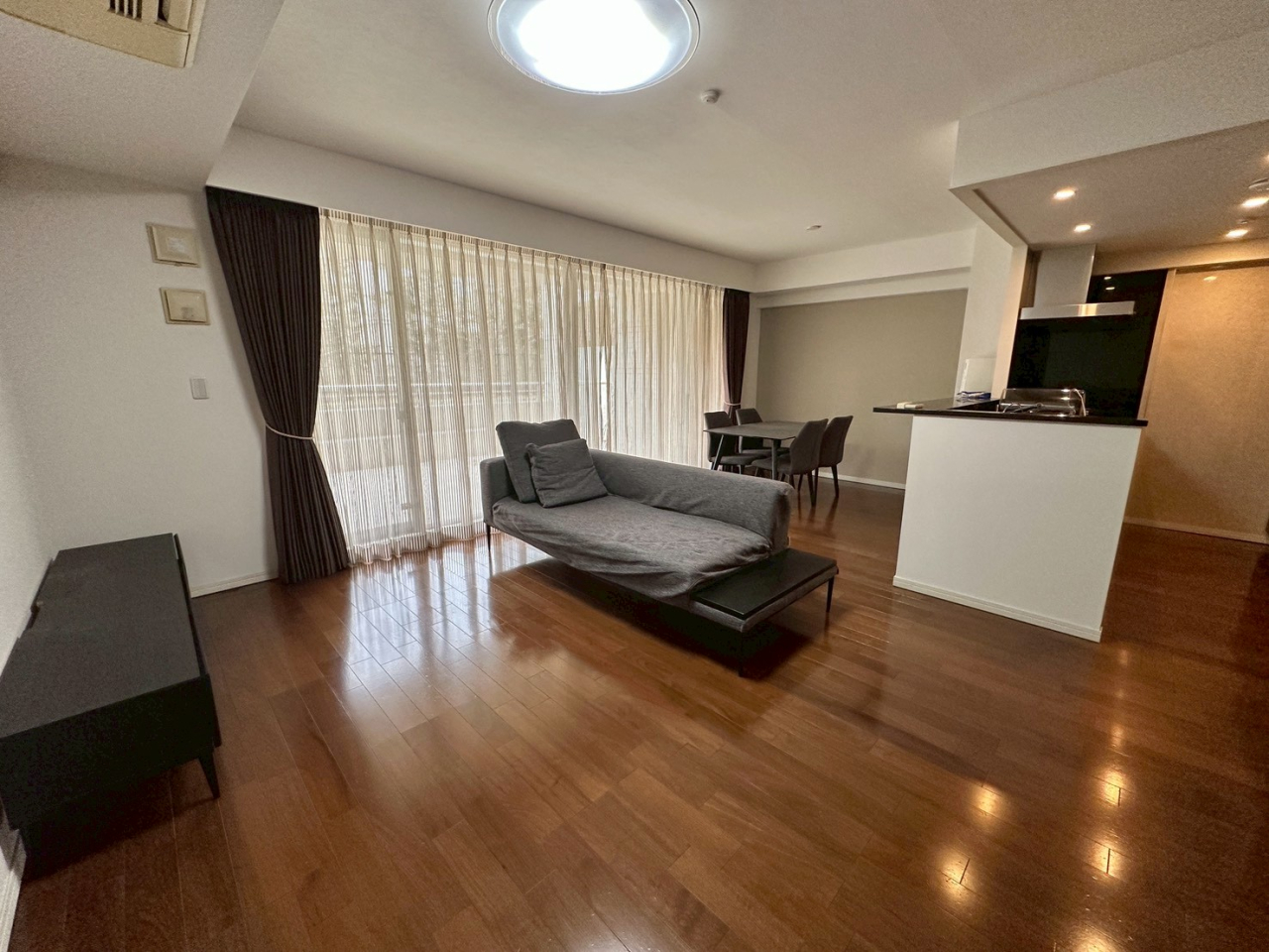 LINE_ALBUM_セントラルガーデンレジデンスD105_251226_48