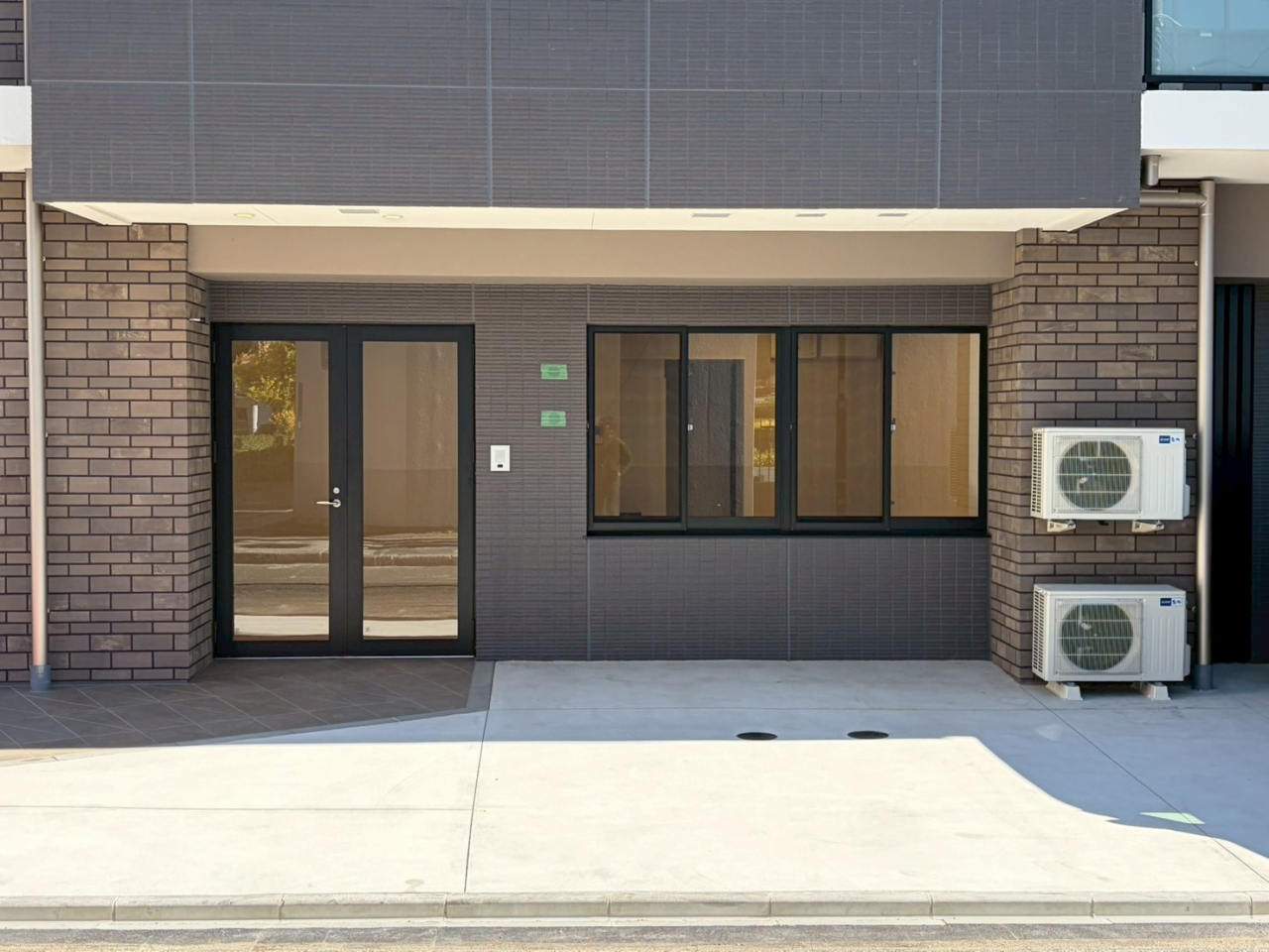 LINE_ALBUM_名駅南阿部様貸事務所_251203_26